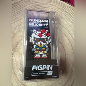Gundam Hello Kitty Figpin #778